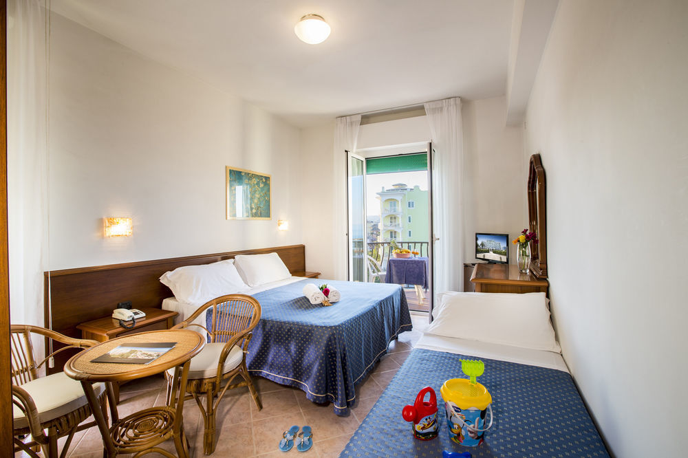 Grand Hotel Excelsior San Benedetto del Tronto Bagian luar foto