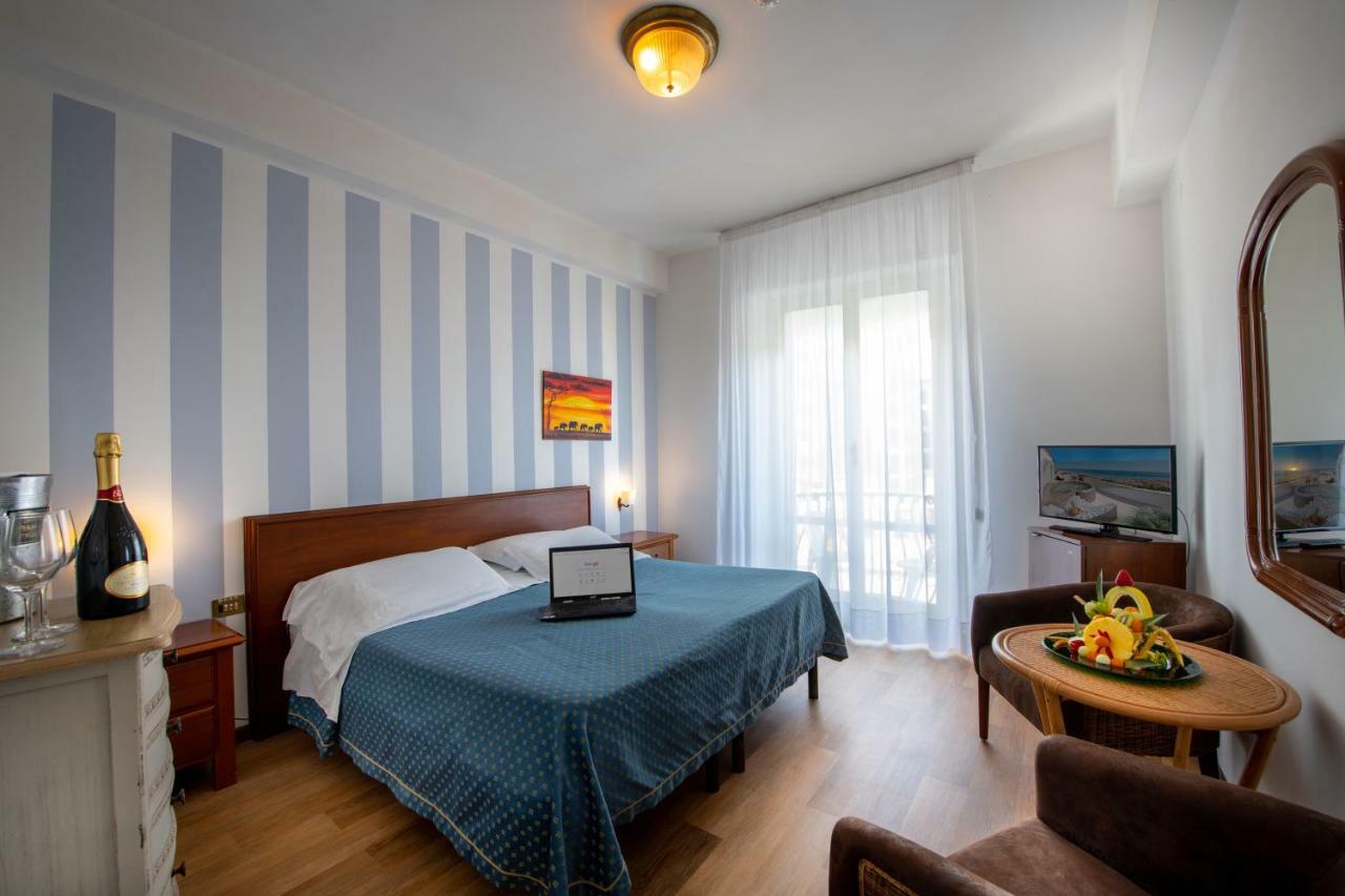 Grand Hotel Excelsior San Benedetto del Tronto Bagian luar foto