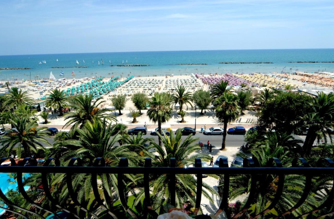 Grand Hotel Excelsior San Benedetto del Tronto Bagian luar foto