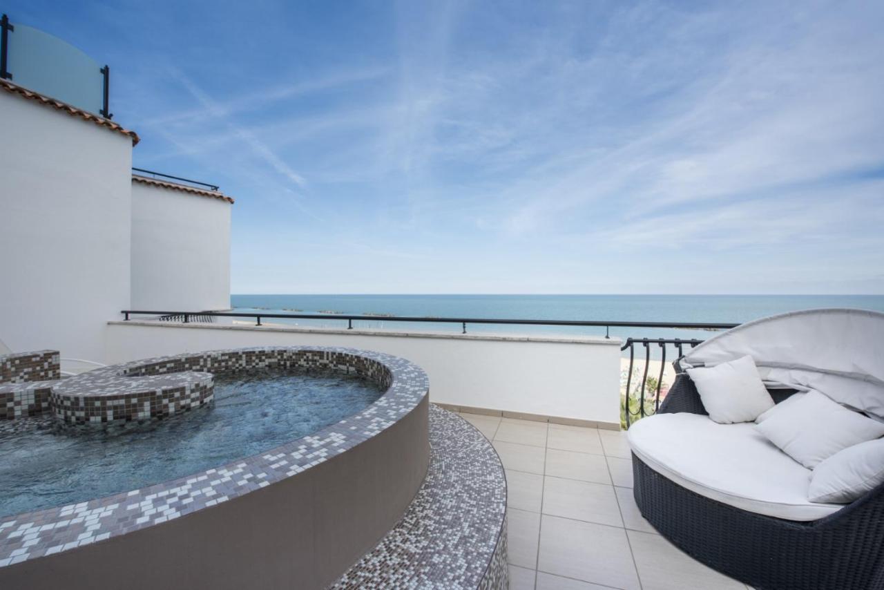 Grand Hotel Excelsior San Benedetto del Tronto Bagian luar foto